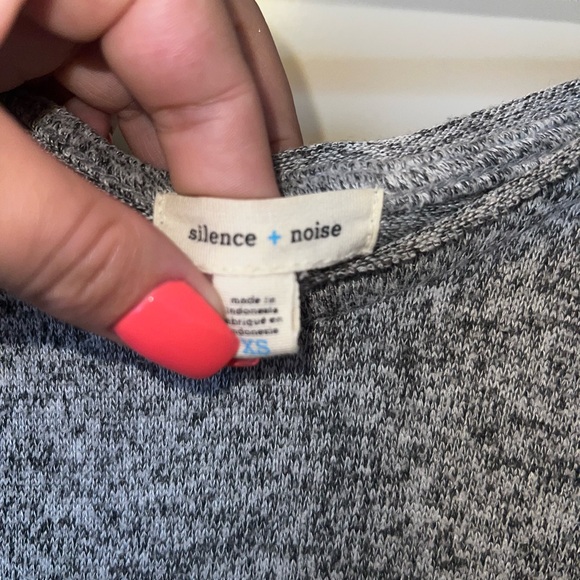 Silence and Noise Sweater - Picture 3 of 3